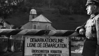 1940 : La ligne de démarcation Trailer