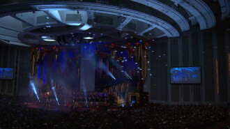 20 Years of Christmas With The Tabernacle Choir Trailer