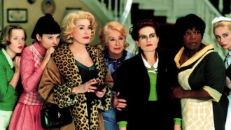 8 Women Trailer