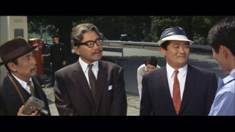 A Comedy in Front of the Station: University Trailer