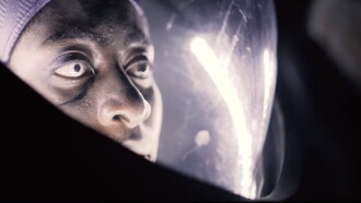 À Margem do Universo Trailer