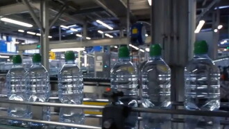 À sec - La grande soif des multinationales Trailer