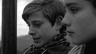 Adiós, cigüeña, adiós Trailer