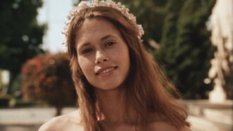 Alex in Wonder Trailer