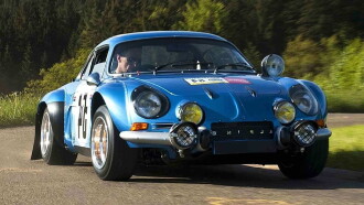Alpine, l'aventure en bleu Trailer