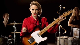Anna Calvi  - Salle Pleyel - Paris Trailer