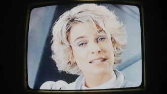 Annie Brocoli dans l'espace Trailer