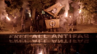 Antifa - Schulter an Schulter, wo der Staat versagte Trailer