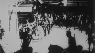 Arrivée de M. le président à Saint-Denis-du-Sig Trailer