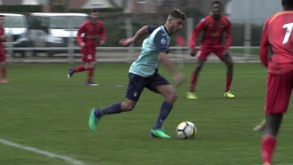 Aux pieds de la gloire Trailer