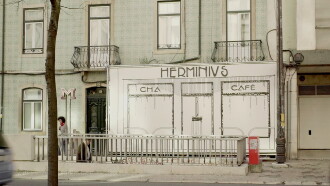 Avenida Almirante Reis em 3 Andamentos Trailer