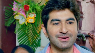 Awara Trailer