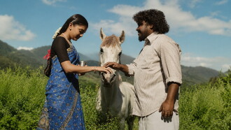 Azhagarsamiyin Kuthirai Trailer
