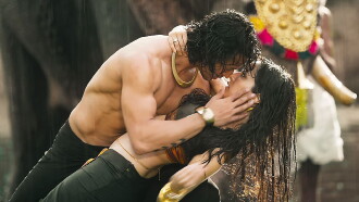 Baaghi Trailer