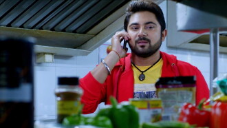 Bangali Babu English Mem Trailer