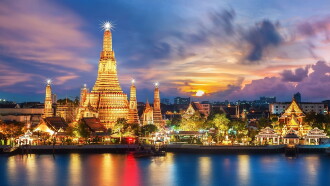 Bangkok, une ville née des eaux Trailer