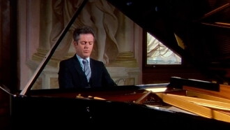 Beethoven: The Complete Piano Sonatas Trailer