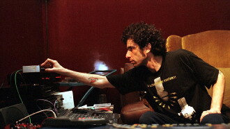 Bios: Andres Calamaro Trailer