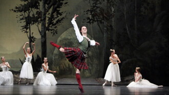 Bolshoi Ballet: La Sylphide Trailer