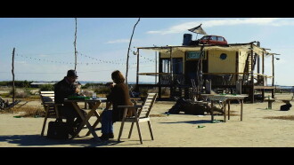 Bota Trailer
