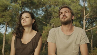 Bu İşte Bir Yalnızlık Var Trailer