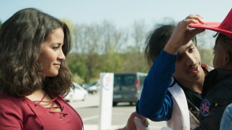 Bye Bye les puceaux Trailer