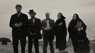 Caiu Trailer