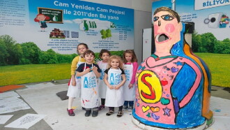 Cam Yeniden Cam Trailer