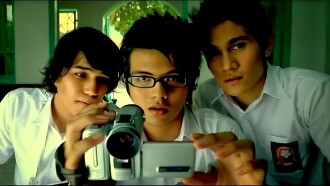 Catatan Akhir Sekolah Trailer