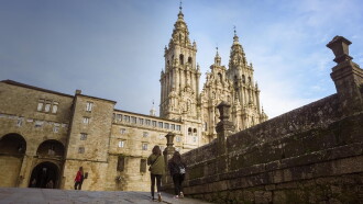 Chemins de Compostelle - Un patrimoine révélé Trailer