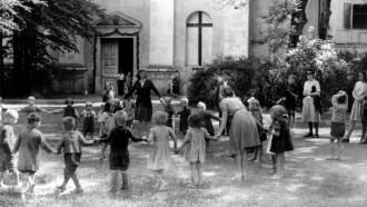 Children from Petriček Hill Trailer