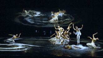 Cloud Gate Dance Theatre of Taiwan: Moon Water Trailer