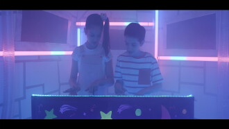 Colores Trailer