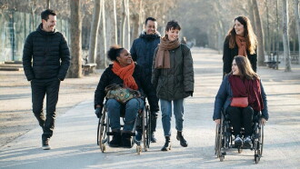 Comme les autres Trailer