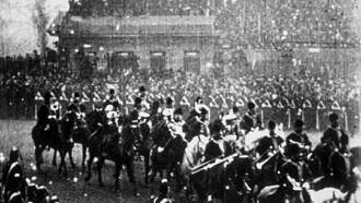 Cortège. Musique des Household et corps des volontaires Trailer