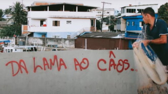 Da Lama Ao Caos Trailer