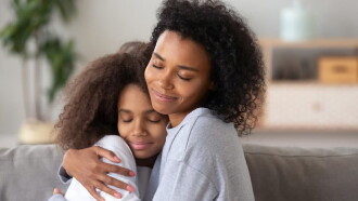 De 15 à 17 ans : le défi des mamans ados Trailer