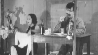 De carne somos Trailer