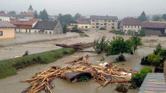 De l’espace pour le fleuve - Innover contre les inondations Trailer