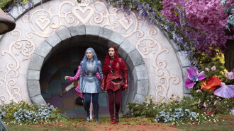 Descendants: Wicked Wonderland Trailer