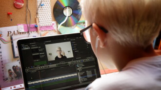 Děti Online Trailer