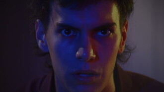 Deus de Neon Trailer