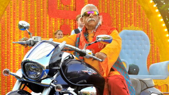 Dharam Sankat Mein Trailer