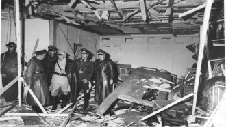 Documental: 42 planes para matar a Hitler Trailer