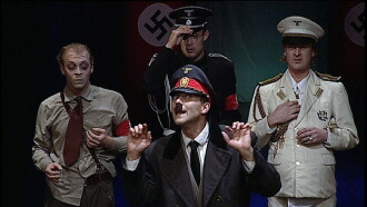 Doma u Hitlerů Trailer