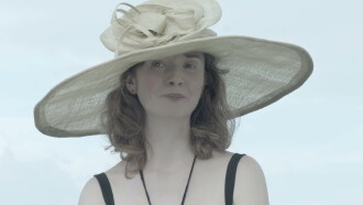 Domnișoara Bovary Trailer