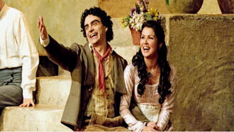 Donizetti: L'elisir d'amore Trailer