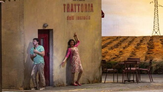 Donizetti: L'Elisir d'amore Trailer