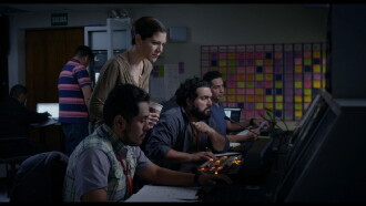 Dos Besos Trailer
