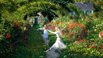 Dreams of Giverny Trailer